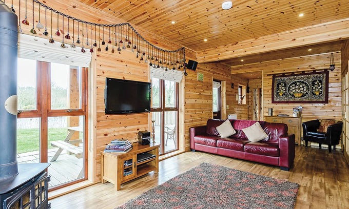 Menai Bridge Ski Chalet | 3 bedroom accommodation in Anglesey