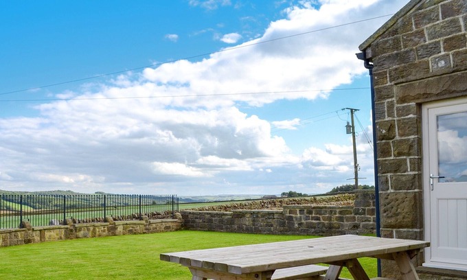 Lofthouse Cottage | 3 bedroom accommodation in Fellbeck, near Pateley Bridge