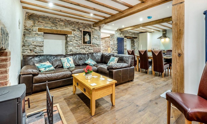 Pembroke Cabin | 3 bedroom accommodation in Pembroke