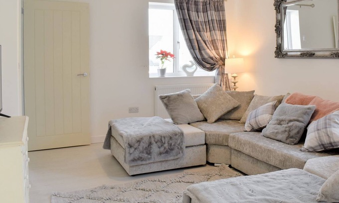 Pen-y-sarn Cottage | 3 bedroom accommodation in Penysarn