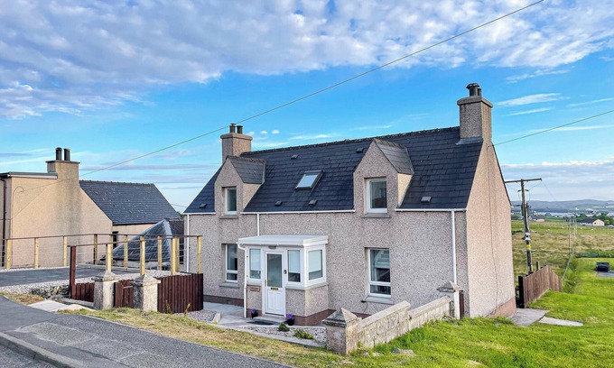Isle of Lewis Cottage | 3 bedroom accommodation in Sandwick