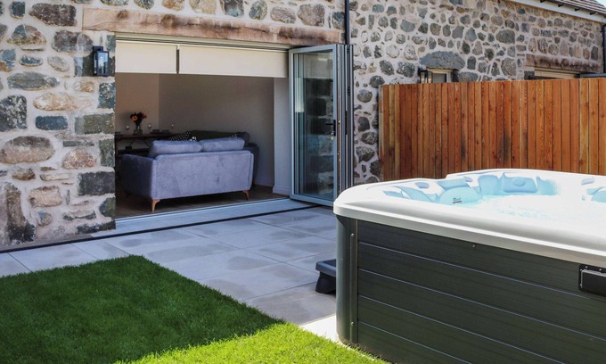 Talybont Cottage | 3 bedroom accommodation in Tal-y-Bont, near Barmouth