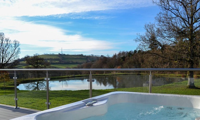 Morebath Cottage | 3 bedroom accommodation in Shillingford, near Bampton