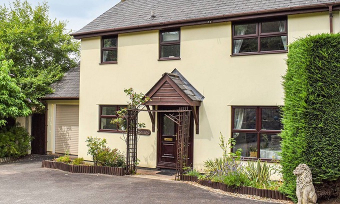 Bampton Cottage | 3 bedroom accommodation in Bampton