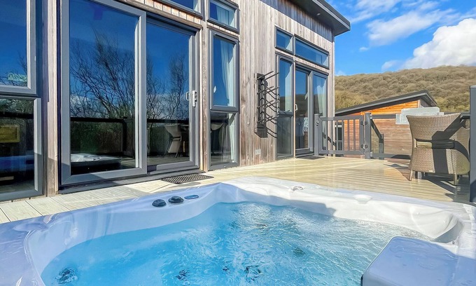 Cheddar Ski Chalet | 3 bedroom accommodation in Cheddar