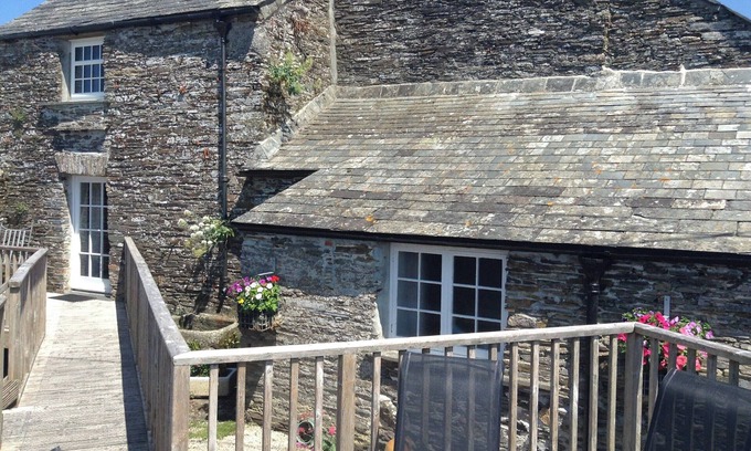 Trebarwith Cottage | 3 bedroom accommodation in Trebarwith, Delabole