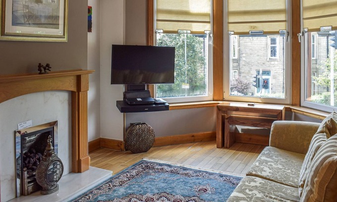 North West Cottage | 3 bedroom accommodation in Glasgow