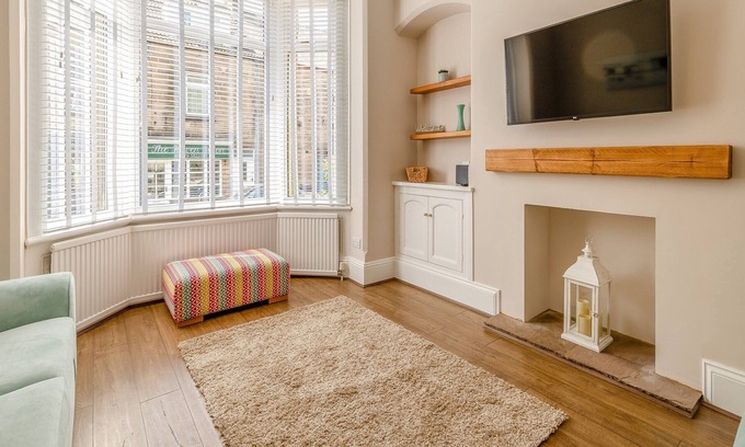 Matlock Cabin | 3 bedroom accommodation in Matlock