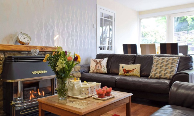 Ceres Cottage | 3 bedroom accommodation in Ceres, near Cupar