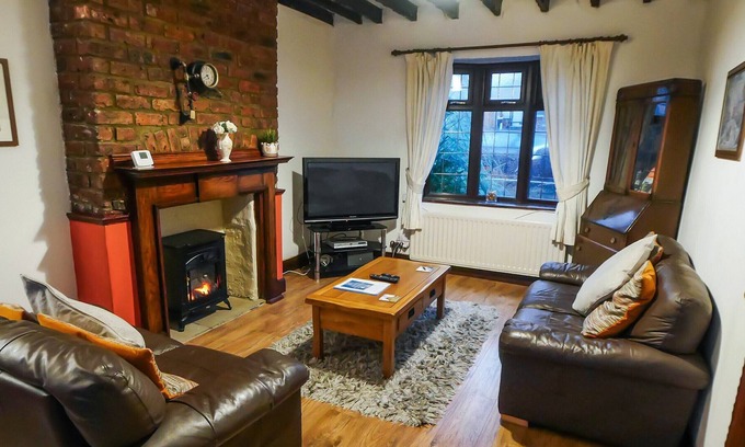 Coxhoe Cottage | 3 bedroom accommodation in Coxhoe, near Durham