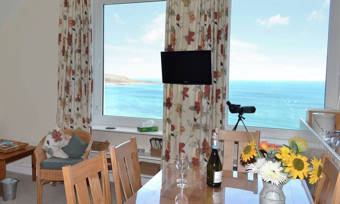 Coverack Cottage | 3 bedroom accommodation in Coverack, near Helston