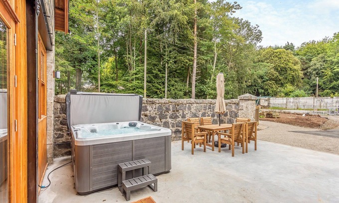 Huntly Cottage | 3 bedroom accommodation in Huntly