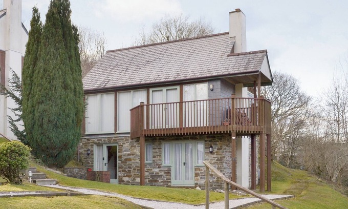 Saltash Cottage | 3 bedroom accommodation in St Mellion, near Saltash