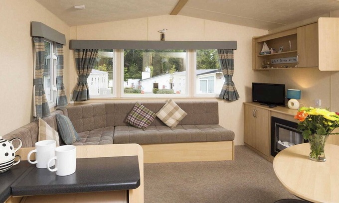 Kinmel Bay House | 3 bedroom accommodation in Kinmel Bay, Rhyl