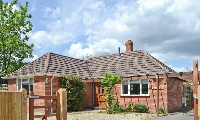 New Forest District Cottage | 3 bedroom accommodation in Brockenhurst, near Lyndhurst