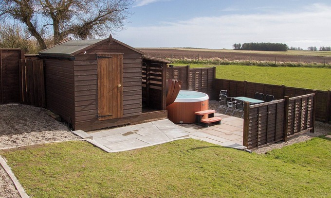 Tain Cottage | 3 bedroom accommodation in Portmahomack, near Tain