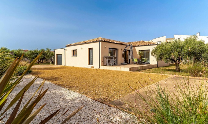 Bellegarde House | 3 bedroom amazing home in Bellegarde