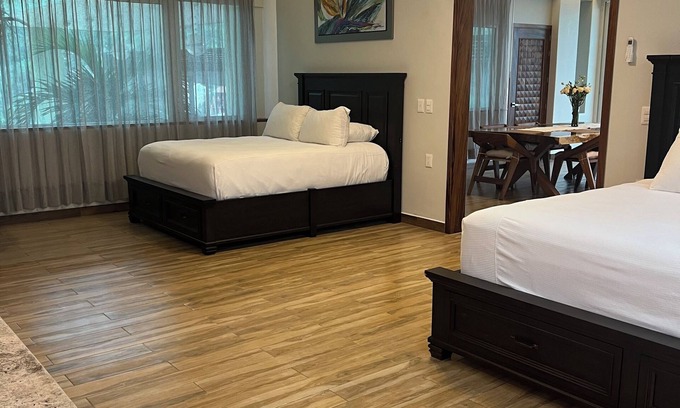 Boca de Tomatlan Apartment | 3-bedroom apartment in lovely Boca de Tomatlán with WiFi, AC