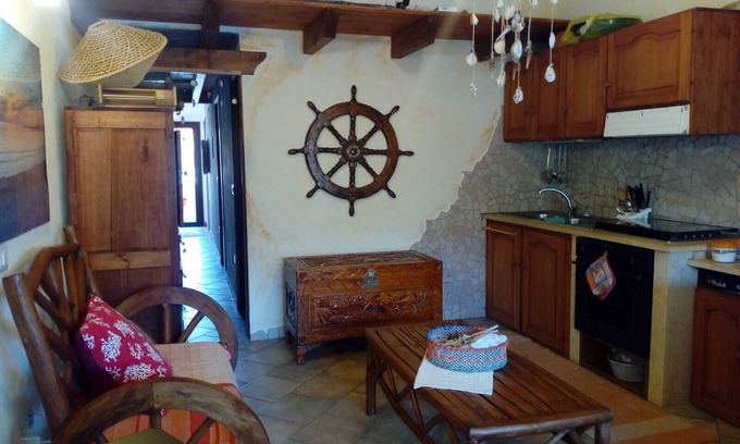 Capo Mannu Apartment | 3 Bedroom Apartment in Mandriola