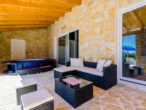 Vodovađa Villa | 3 Bedroom Apartment with Terrace and Private Pool