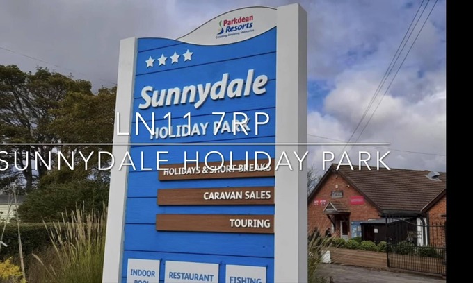 Louth Ski Chalet | 3 bedroom caravan near Mablethorpe