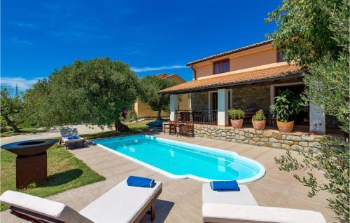 Rab House | 3 Bedroom Cozy Home In Palit
