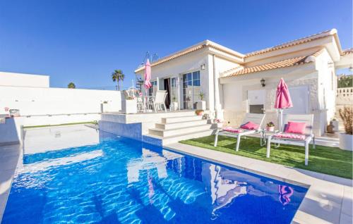 Quesada House | 3 Bedroom Cozy Home In Rojales