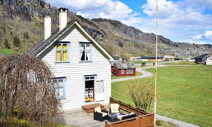 Kvam House | 3 bedroom cozy home in Norheimsund