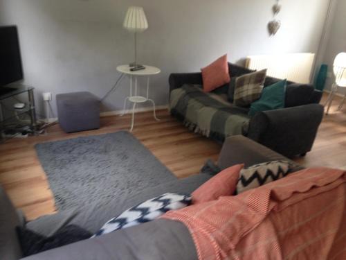 Cribbs Causeway House | 3 bedroom - Entire home - Bristol affluent suburb