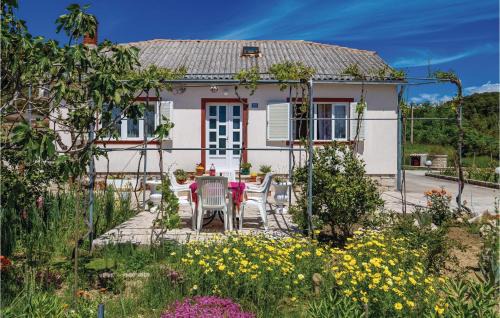 Kampor House | 3 Bedroom Gorgeous Home In Kampor