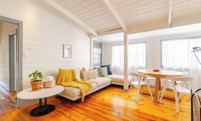 Brunswick House | 3 Bedroom HERlTAGE COTTAGE + Rear PARKlNGnn