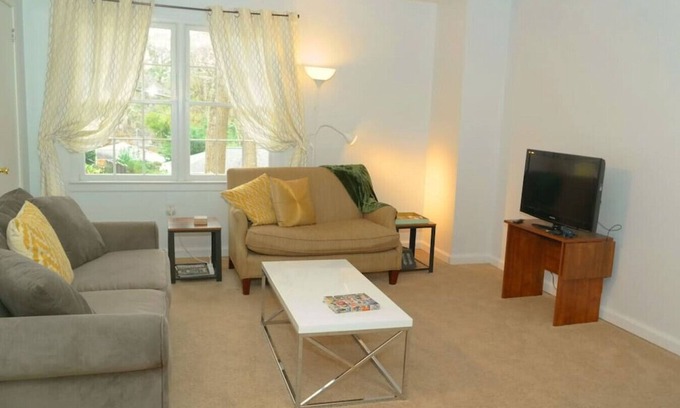 Piedmont Heights House | 3-bedroom: Highly Reviewed! Don't miss it!