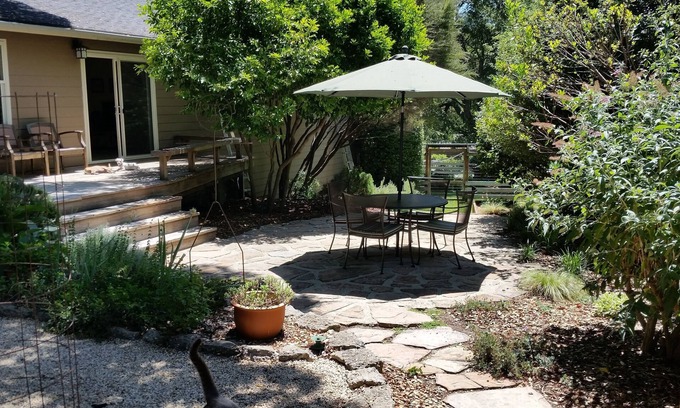 Scotts Valley House | 3 bedroom home, 5 miles from Santa Cruz beaches.