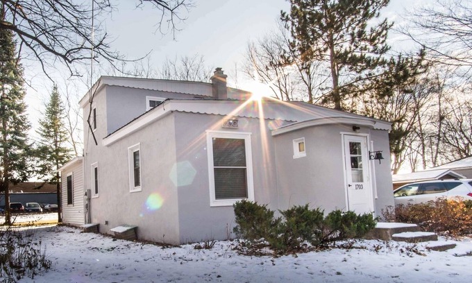 Wausau House | 3 bedroom home near Aspirus Hospital