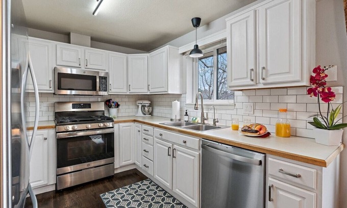 Southeast Boise House | 3 Bedroom Home with Garage next to BSU and Downtown