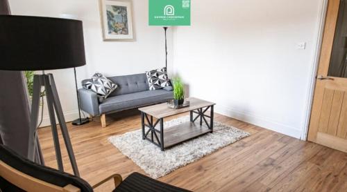 North Hykeham House | 3 Bedroom House Centre Of Lincoln sleeps 6
