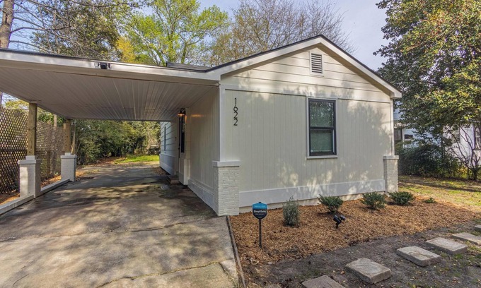 Augusta House | 3-bedroom house in charming Augusta with WiFi, AC