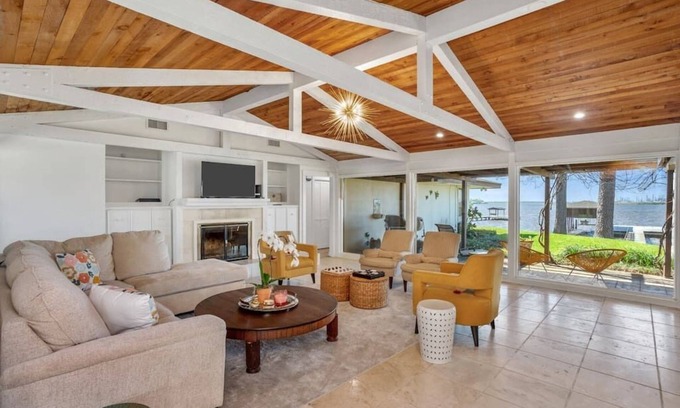 Prien House | 3 Bedroom House on the Lake