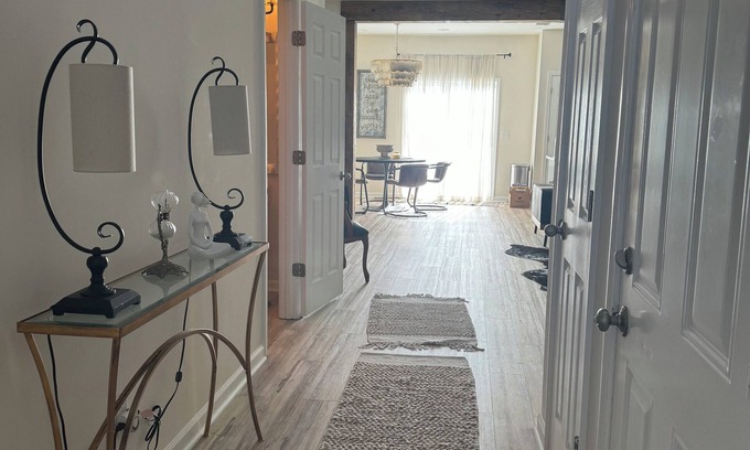 Antioch Condo | 3-bedroom Immaculate remodeled condo in marvelous Brentwood.