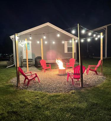 Logan House | 3 Bedroom in Hocking Hills w King Bed Logan Ohio