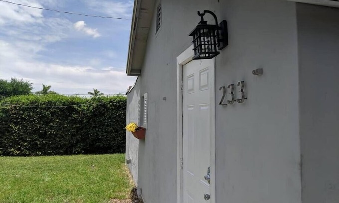 Miami Shores House | 3 Bedroom Miami Home, 15 Minutes to the Beach!