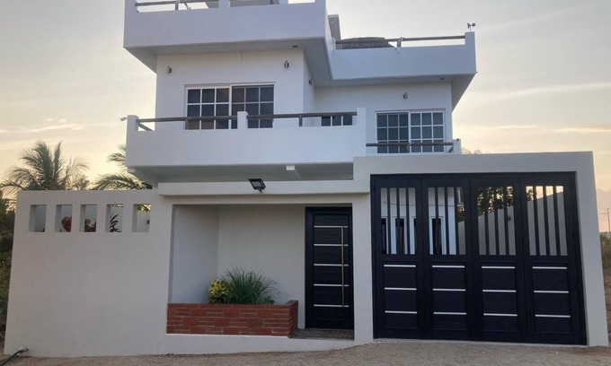 Santa Maria Tonameca House | 3-bedroom house in enchanting Santa Maria Tonameca, Playa Agua Blanca Oaxaca
