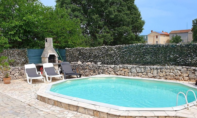 Sveti Anton House | 3 bedroom nice home in Malinska