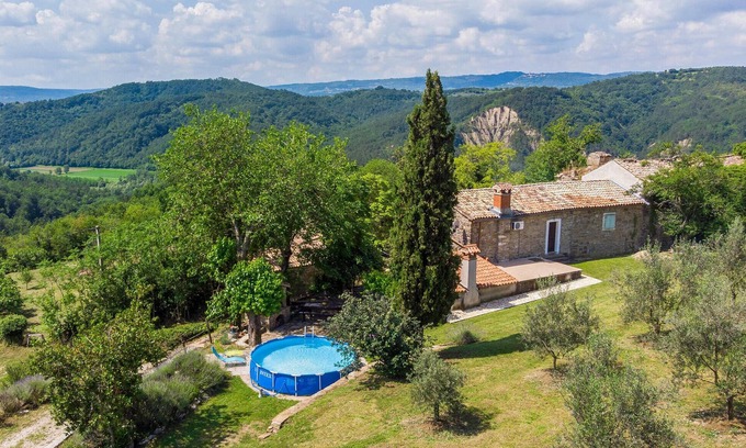 Pican House | 3 bedroom nice home in Skabici