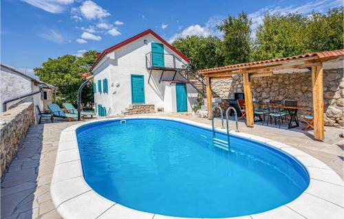 Karlobag House | 3 Bedroom Nice Home In Karlobag