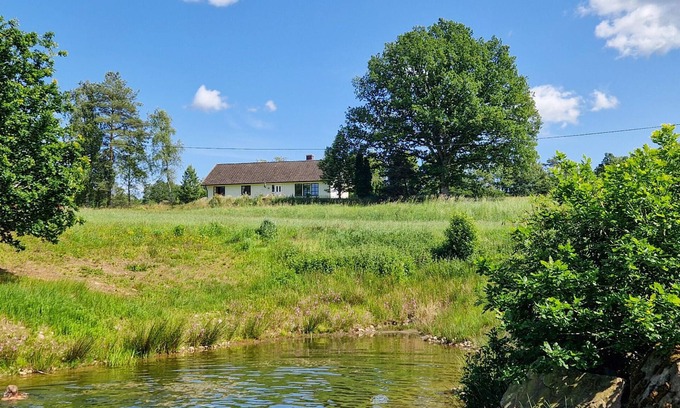 Roke House | 3 bedroom nice home in Röke