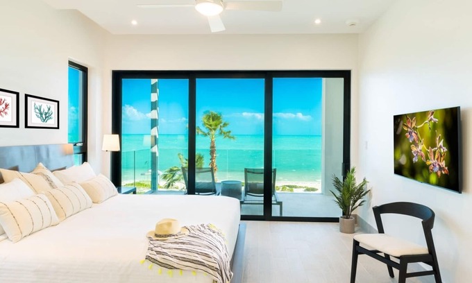 Long Bay Hills Resort | 3 Bedroom Penthouse that overlooks Turks and Caicos stunning waters!