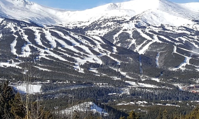 Woodmoor Resort | 3 Bedroom Penthouse Boasts the Most Spectacular Ski Mountain View in the World!