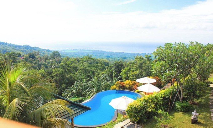 Kayu Putih Bed & Breakfast | 3-bedroom private pool villa at lovina
