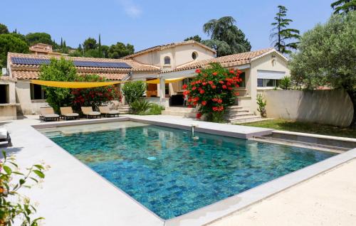 Rochefort-du-Gard House | 3 Bedroom Stunning Home In Rochefort